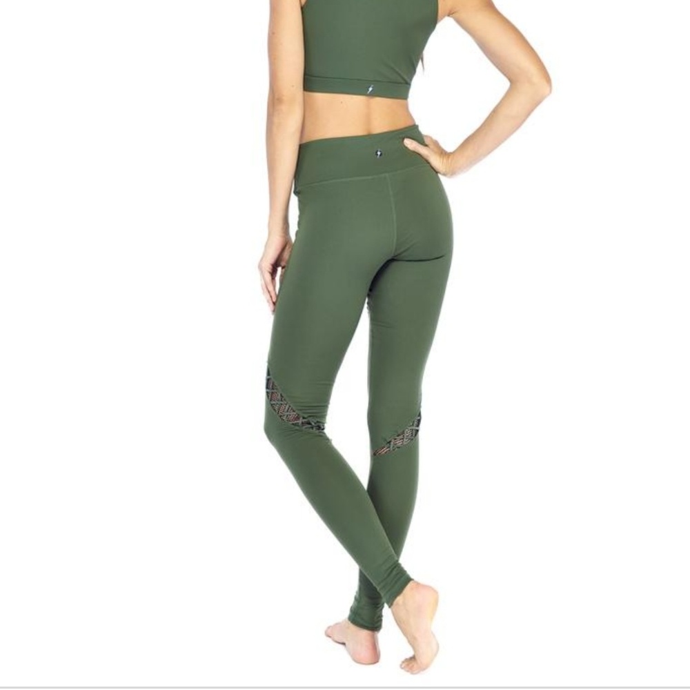 |Electric Yoga| Intwine Legging - Picture 3 of 4